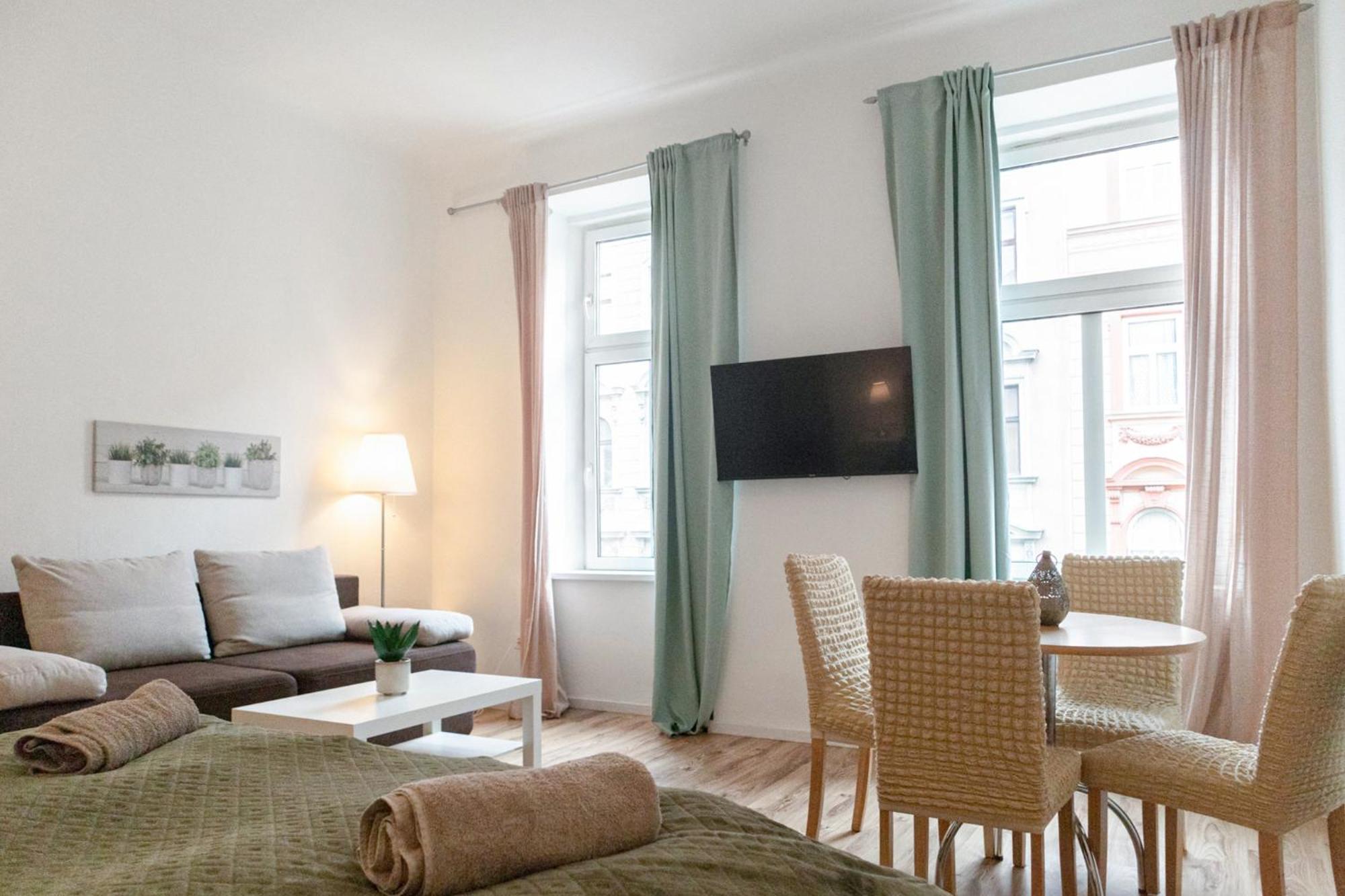Appartement Charming 2br In The Heart Of Wenen